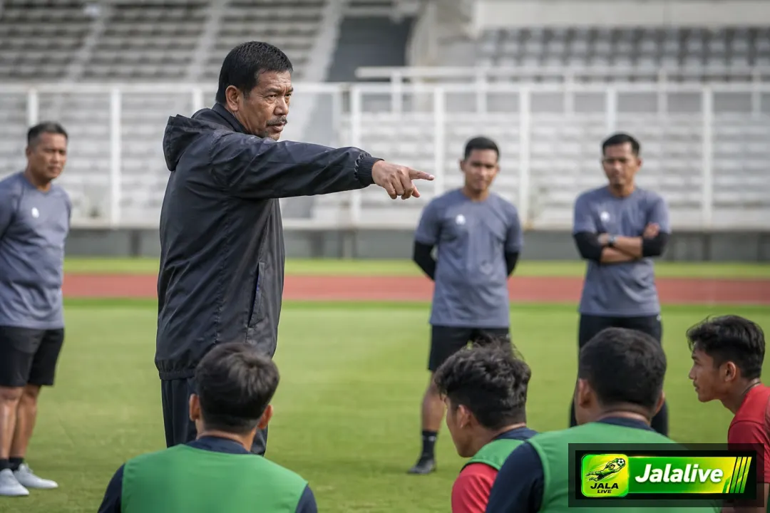 Ilustrasi: STY Minta Persija Tegur Keras Suporter Usai Insiden EPA Persib