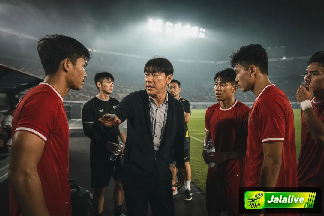 Ilustrasi: John Herdman Nilai Kartu Merah Jadi Ujian Persaudaraan